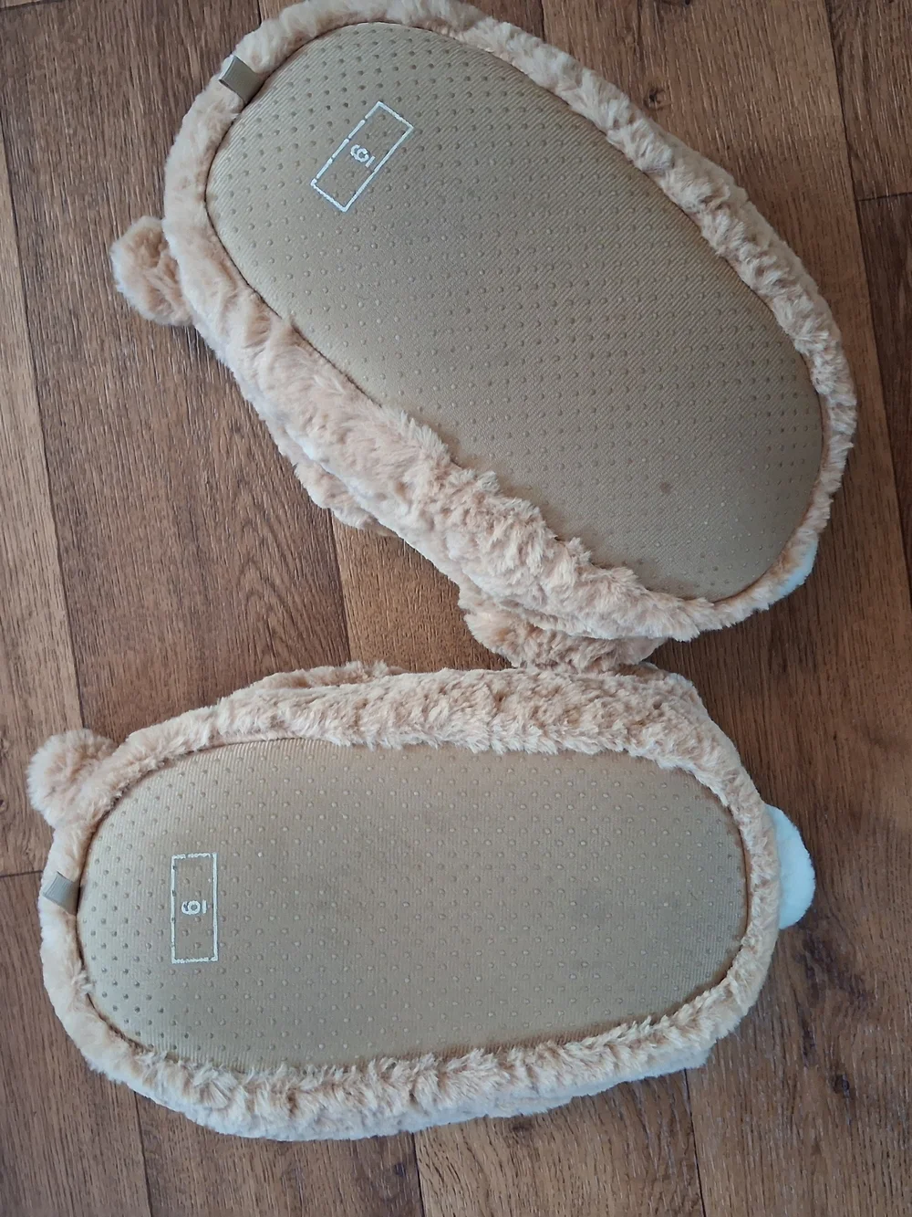 Bear Plush Fuzzy Slippers in Light Tan